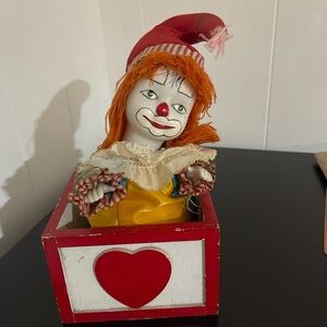Musical & Animated Porcelain Clown
Doll Possibly Victoria Working.
Approx9" Tall